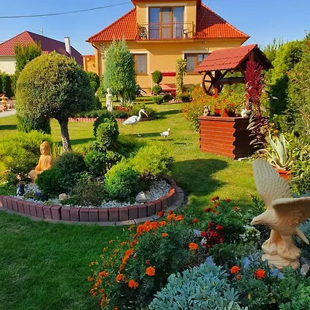 Privat U Jozefa Foeldesa *