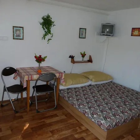 Privat U Jozefa Foeldesa منزل للإقامة *